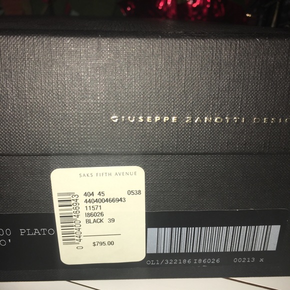 SALE! Women’s Giuseppe Zanotti sandals, size 40 - Picture 5 of 8